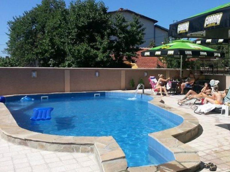 Guesthouse Vila Dnd Niska Banja Kültér fotó